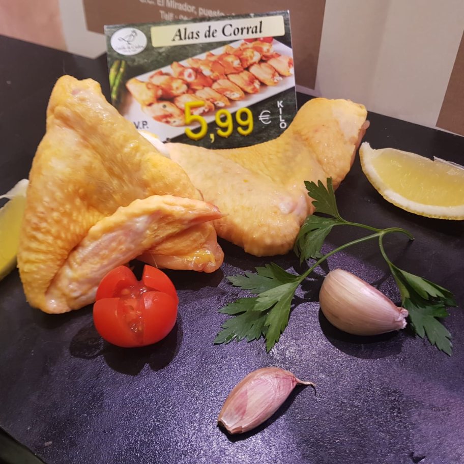 Alitas de pollo de corral 1Kg. 